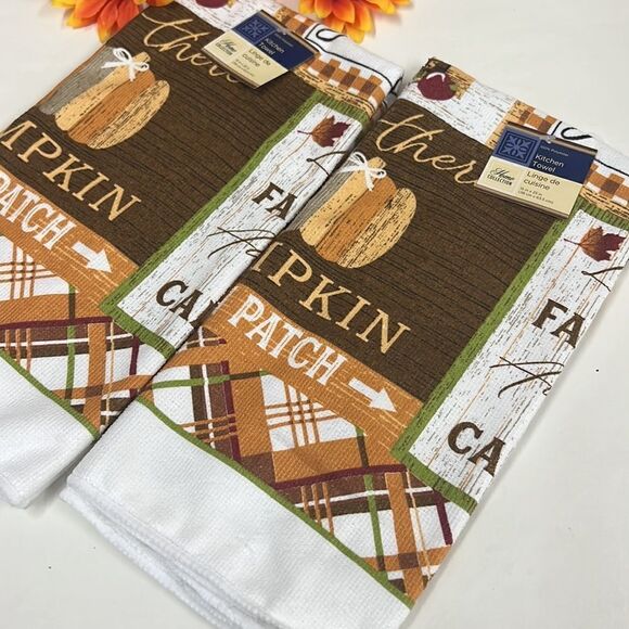 Set of New Fall Harvest kitchen towels - Picture 2 of 3